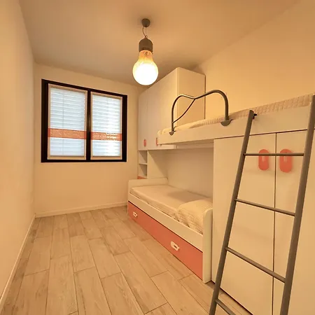 Eugenia Family - Carraro Immobiliare *